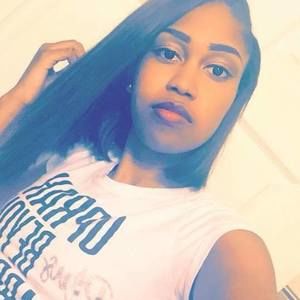 Meet your Posher, Lena